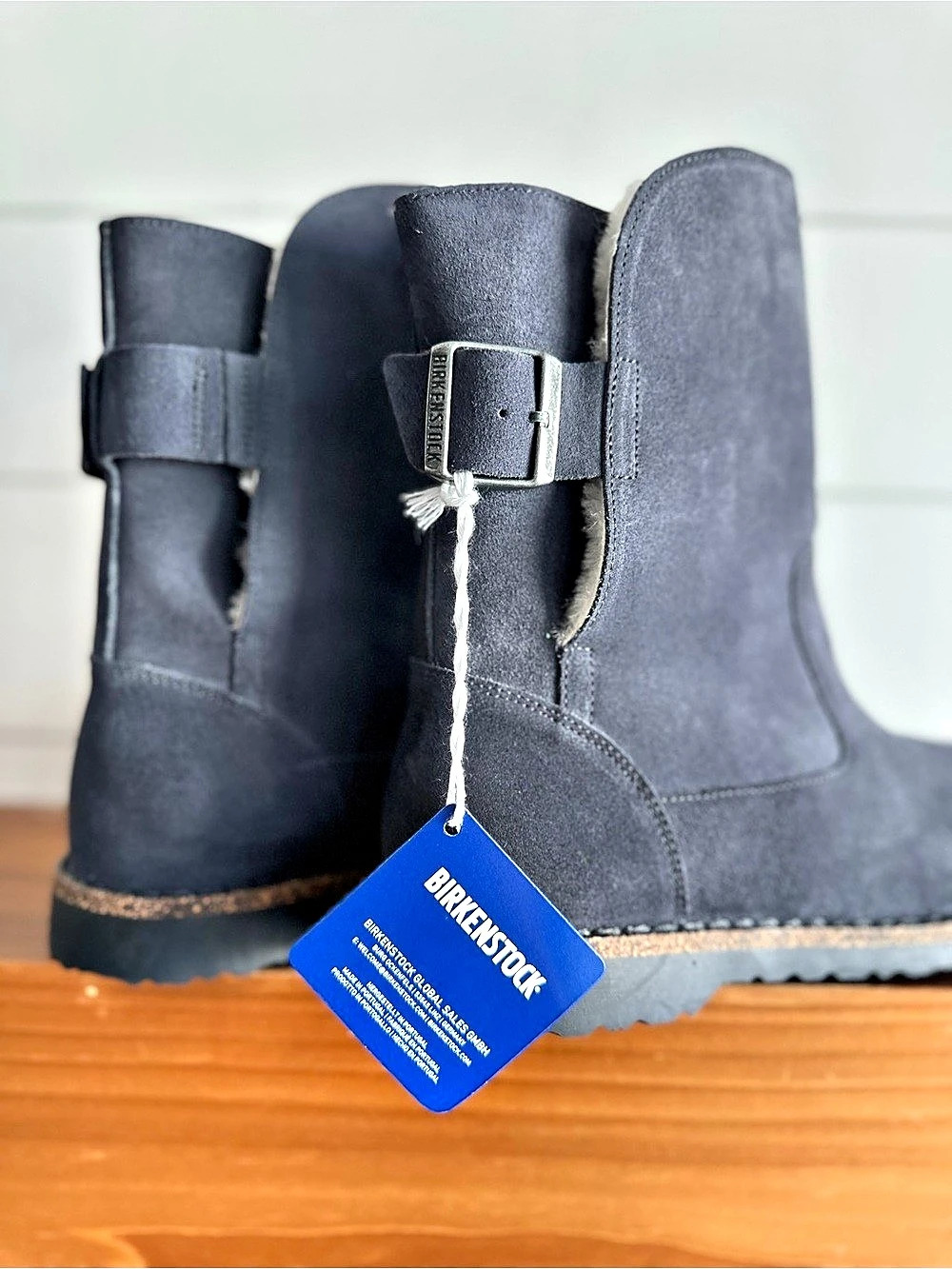 NWT Birkenstock Uppsala Shearling Suede Boots,
Size Women's 10 / Men's 8